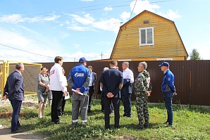 Ульяновские газовики и представители регионального отделения «Единой России» встретились с жителями села Кротовка по вопросам догазификации 